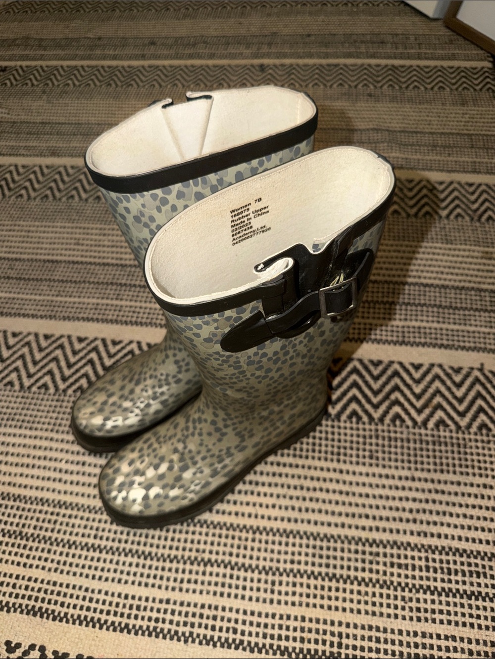 Magellan Outdoors Gray & Black Speckled Women's Rain Boots